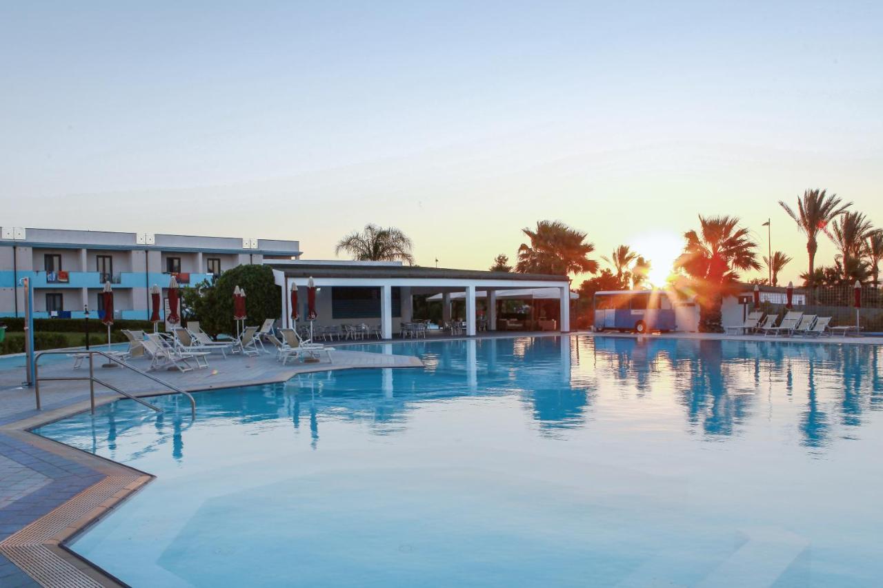 Zeta Club Selinunte Hotel Маринела ди Селинунте Екстериор снимка